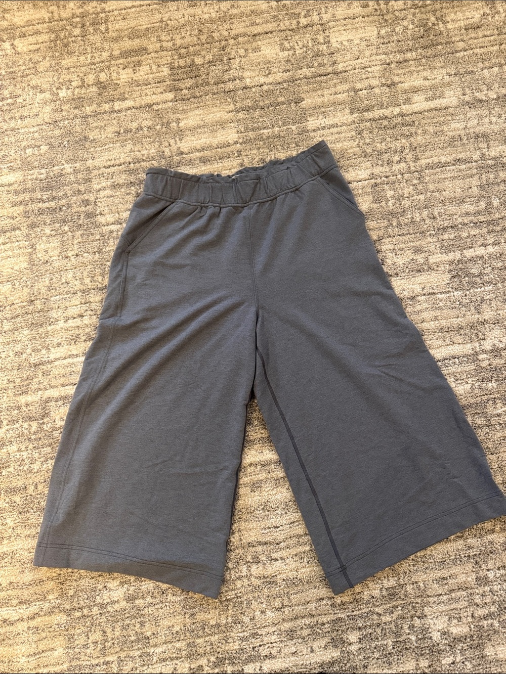 Women’s Wide-Leg Pull-On Shorts — Charcoal Gray